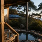 Camping ecologique corse : hebergement durable en bois et panneaux solaires