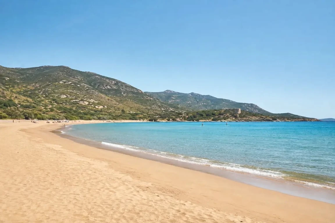 Cargese plage de Péro avec son sable doré et ses eaux claires