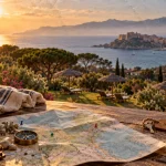 Village vacances haut de corse en Balagne : mer mi-brumeuse et route vers Calvi