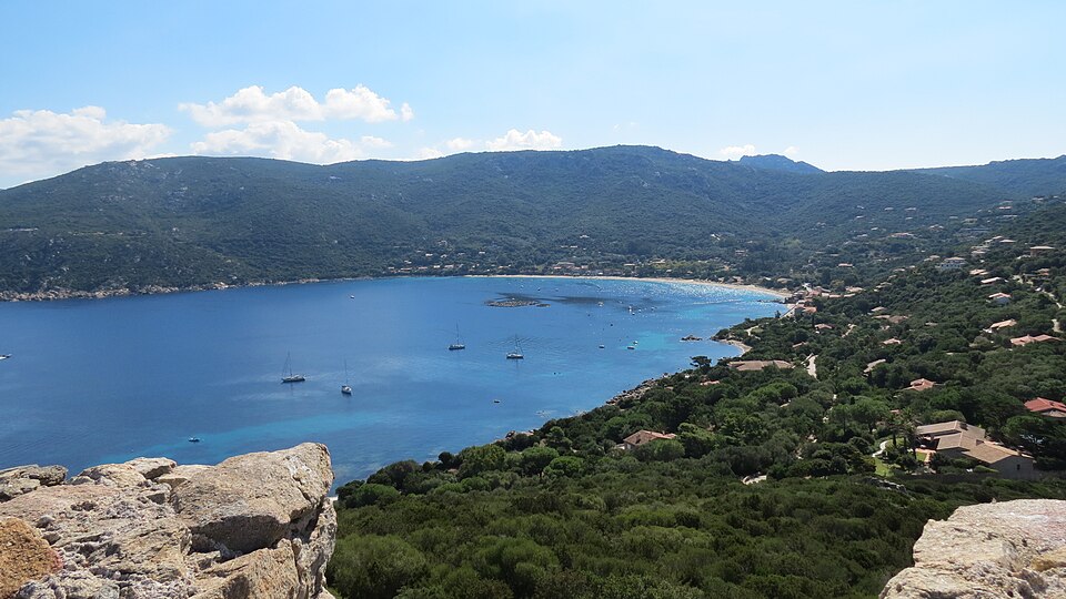 La baie et la marine de Campomoro