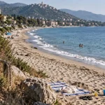 Moriani (Corse) que faire : plage et sentier vers villages perchés
