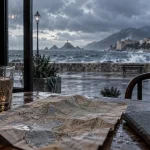 Que faire en Corse en hiver : café à Ajaccio, mer d’hiver et îles Sanguinaires